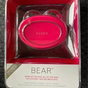 FOREO Bear Smart Microcurrent Facial Toning Device
